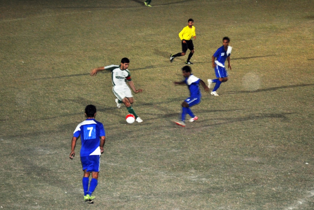 Controversial penalty helps Muslim FC go top [DAWN]