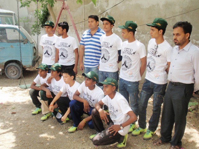 Inspiring others: Street children team start tour to motivate other youngsters [Express Tribune]