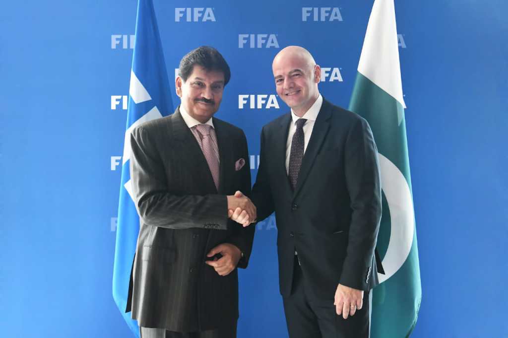 ‘PFF chief asked FIFA president for mandate extension in meeting’ [Dawn]