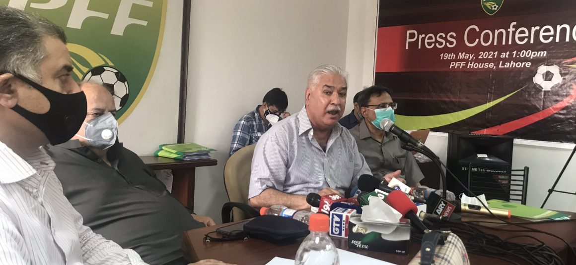 IPC minister behind occupation of PFF HQ by local authorities, alleges Ashfaq [Dawn]