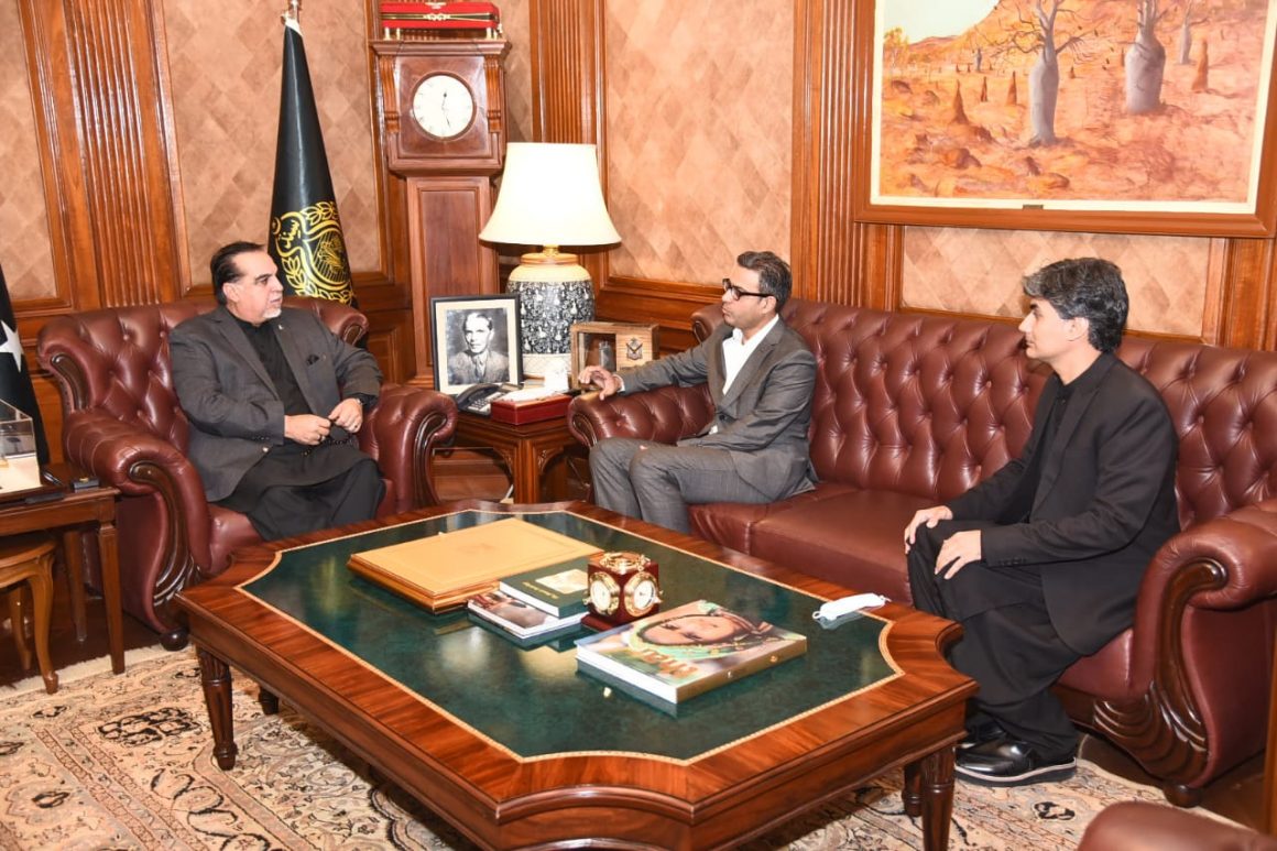 Organisers discuss professional football league with Sindh Governor [The News]