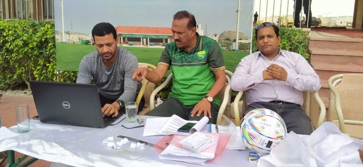 Nasir urges PFF NC to appoint foreign coach [The News]