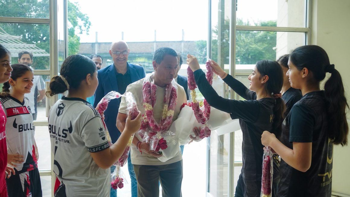 Nolberto Solano joins as new Pakistan MNT head coach