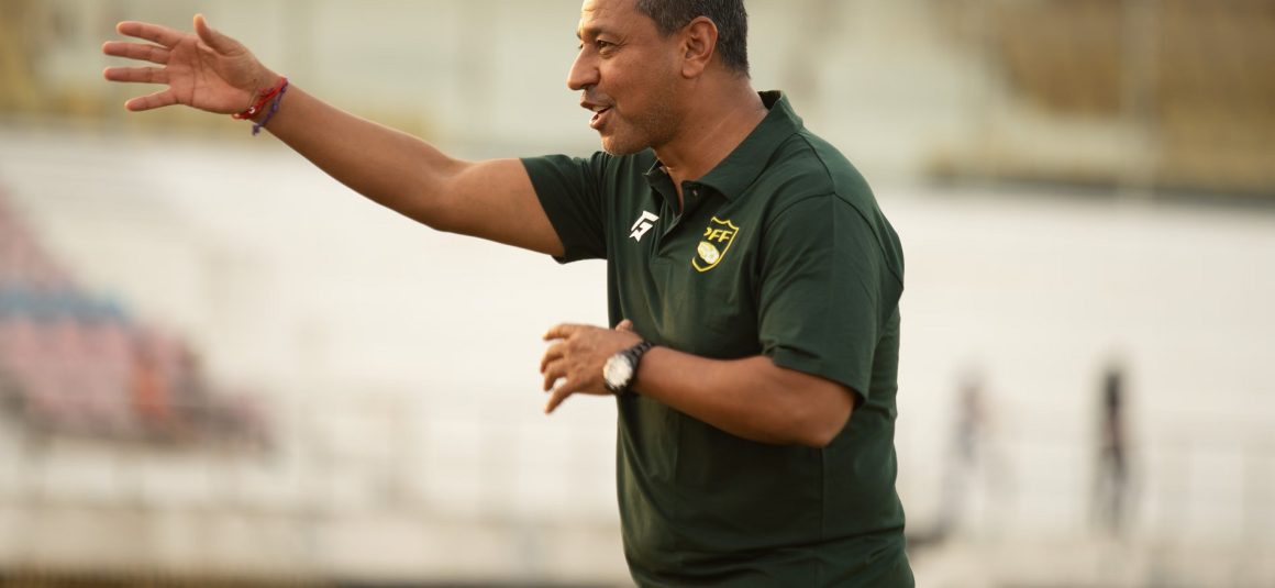 Nolberto Solano: ‘I would like to play like Klopp but you need to be realistic’ [The Guardian]