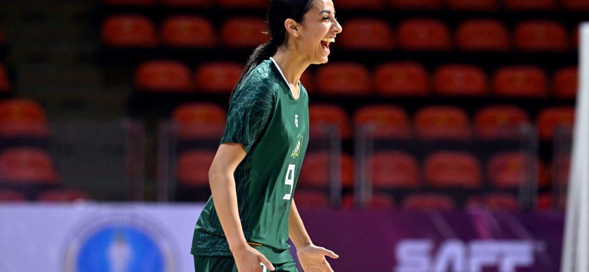 Azwa Chaudhry gives Pakistan a first ever women futsal win
