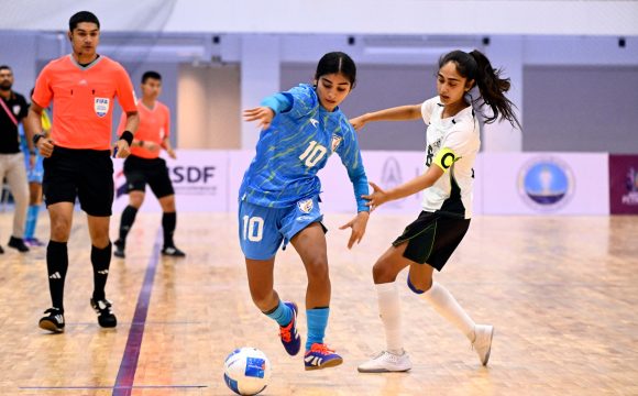 Pakistan suffer heartbreak vs India in SAFF women futsal