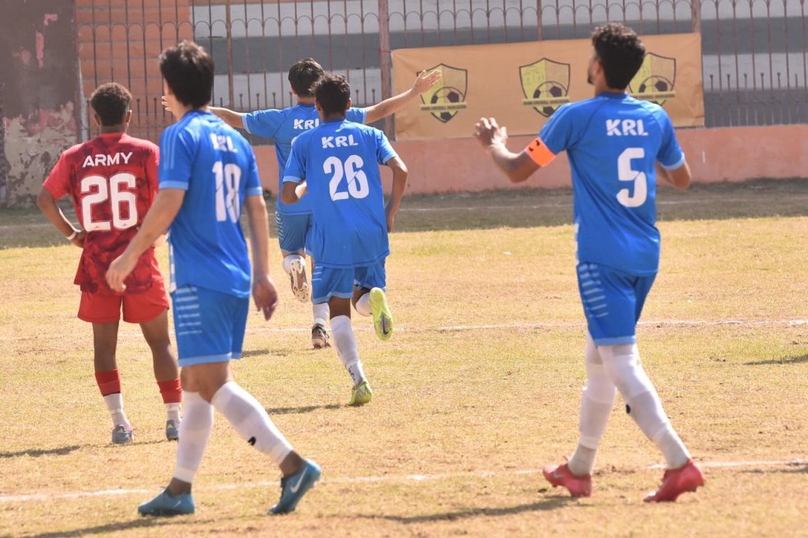 KRL, Wapda set up title showdown with big wins