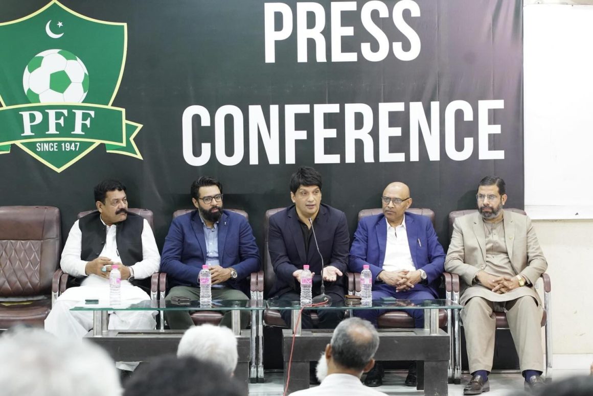 Pakistan plan to launch club-based football league: PFF President Gilani [Geo Super]