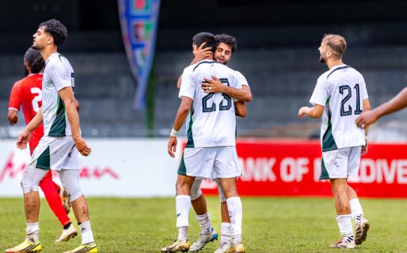 Pakistan end 3-year wait for win after beating Maldives