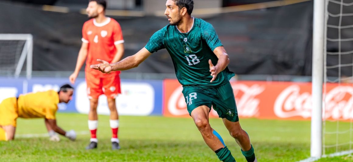 Umar, Harun fire Pakistan into Diamond Jubilee Cup final
