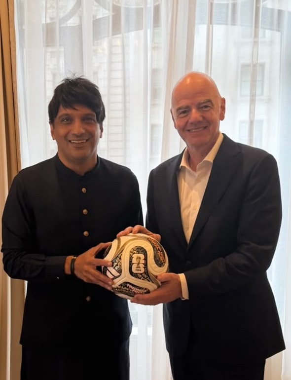 PFF president Gilani meets with FIFA chief Infantino during UNGA week PFF president Gilani meets with FIFA chief Infantino during UNGA week