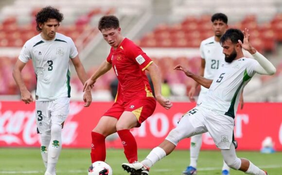Fighting Pakistan go down to Vietnam in final ASEAN Cup match [Dawn]